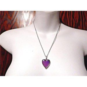 Color-Changing Glitter Heart Locket Necklace